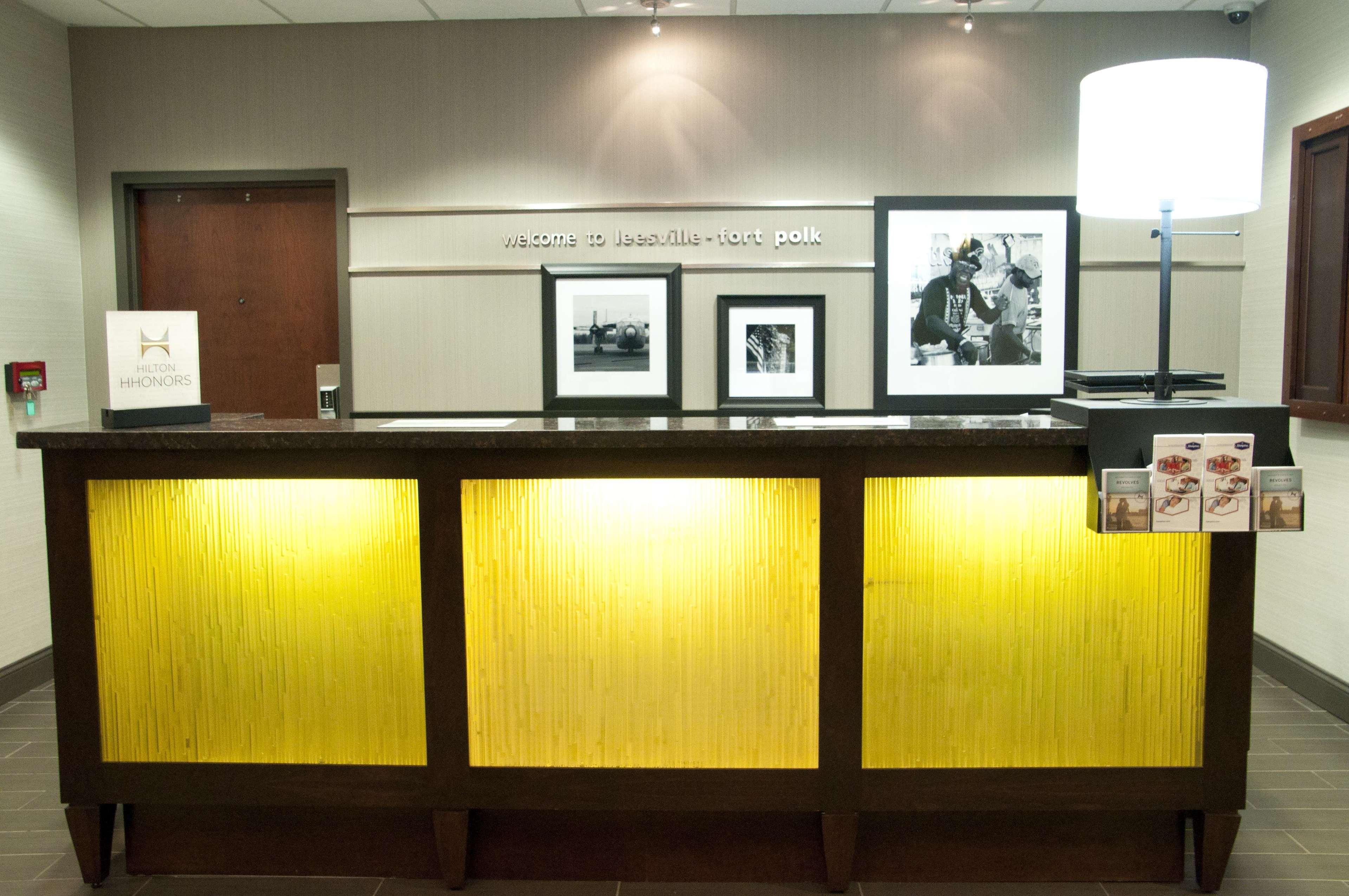 Hampton Inn Leesville Extérieur photo