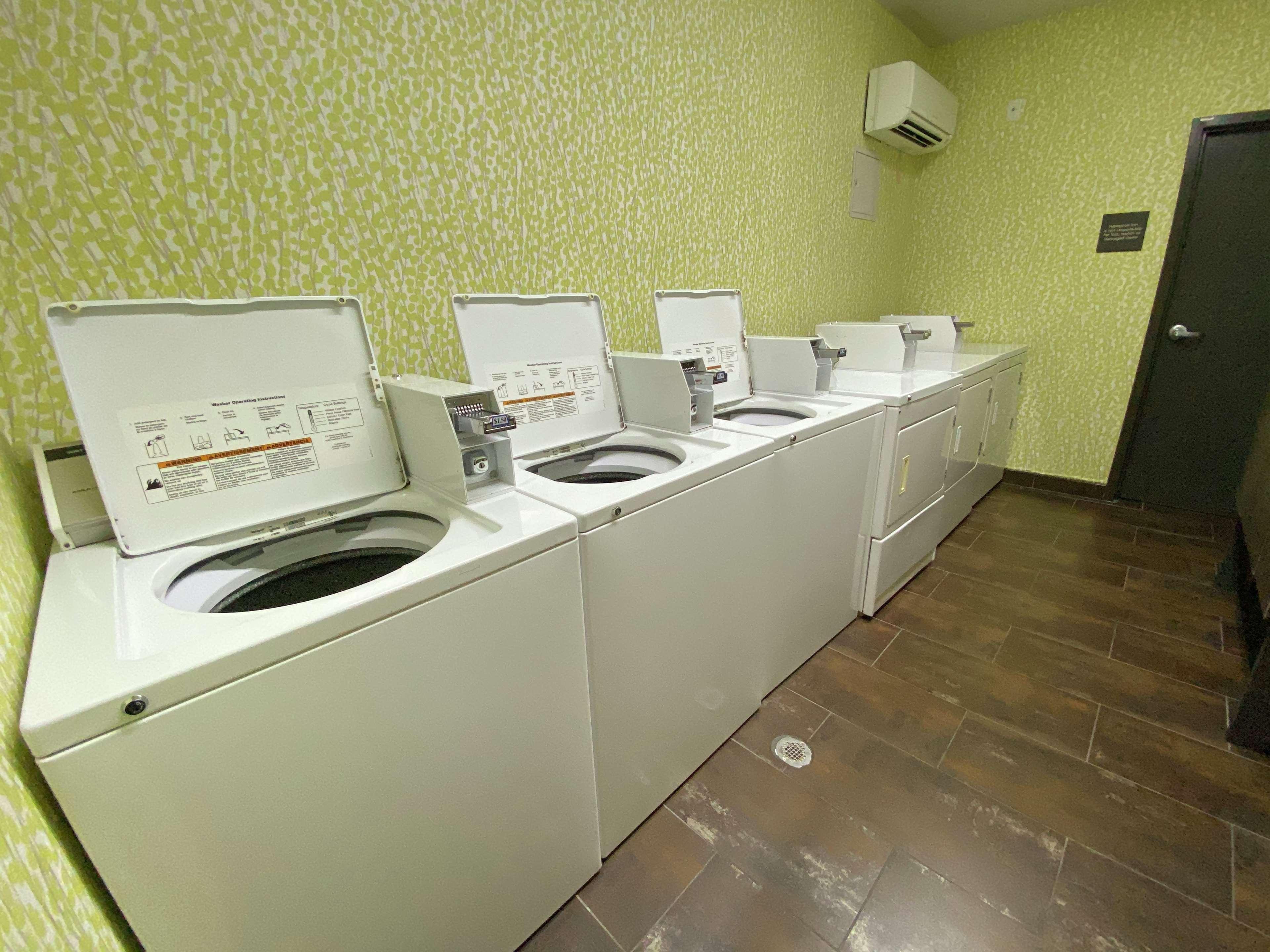 Hampton Inn Leesville Extérieur photo