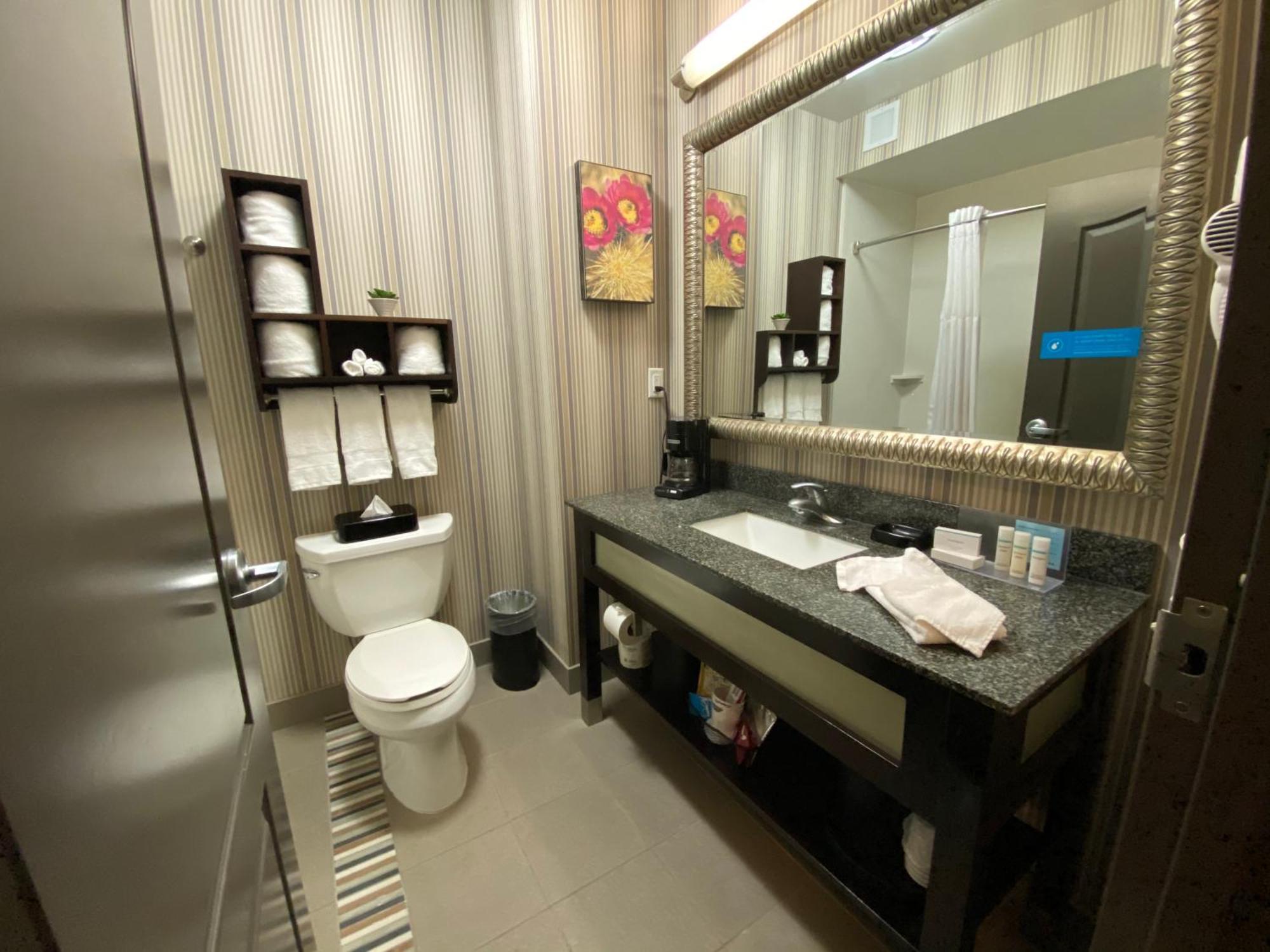 Hampton Inn Leesville Extérieur photo